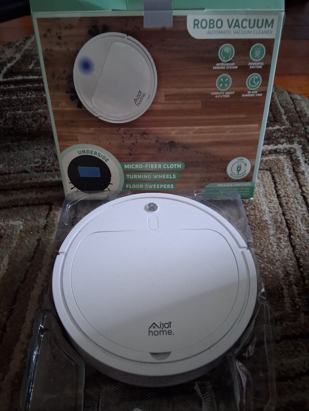 White Robo Vacuum Automatic Cleaner